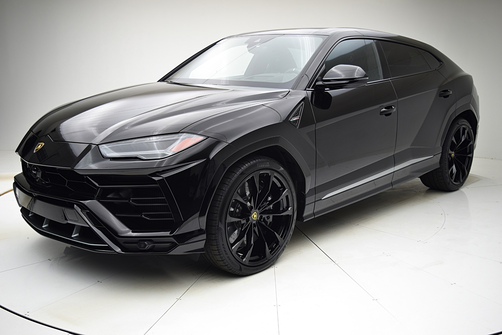 2021 Lamborghini Urus Stock # 21L144-365 visit www.karbuds.com for more ...