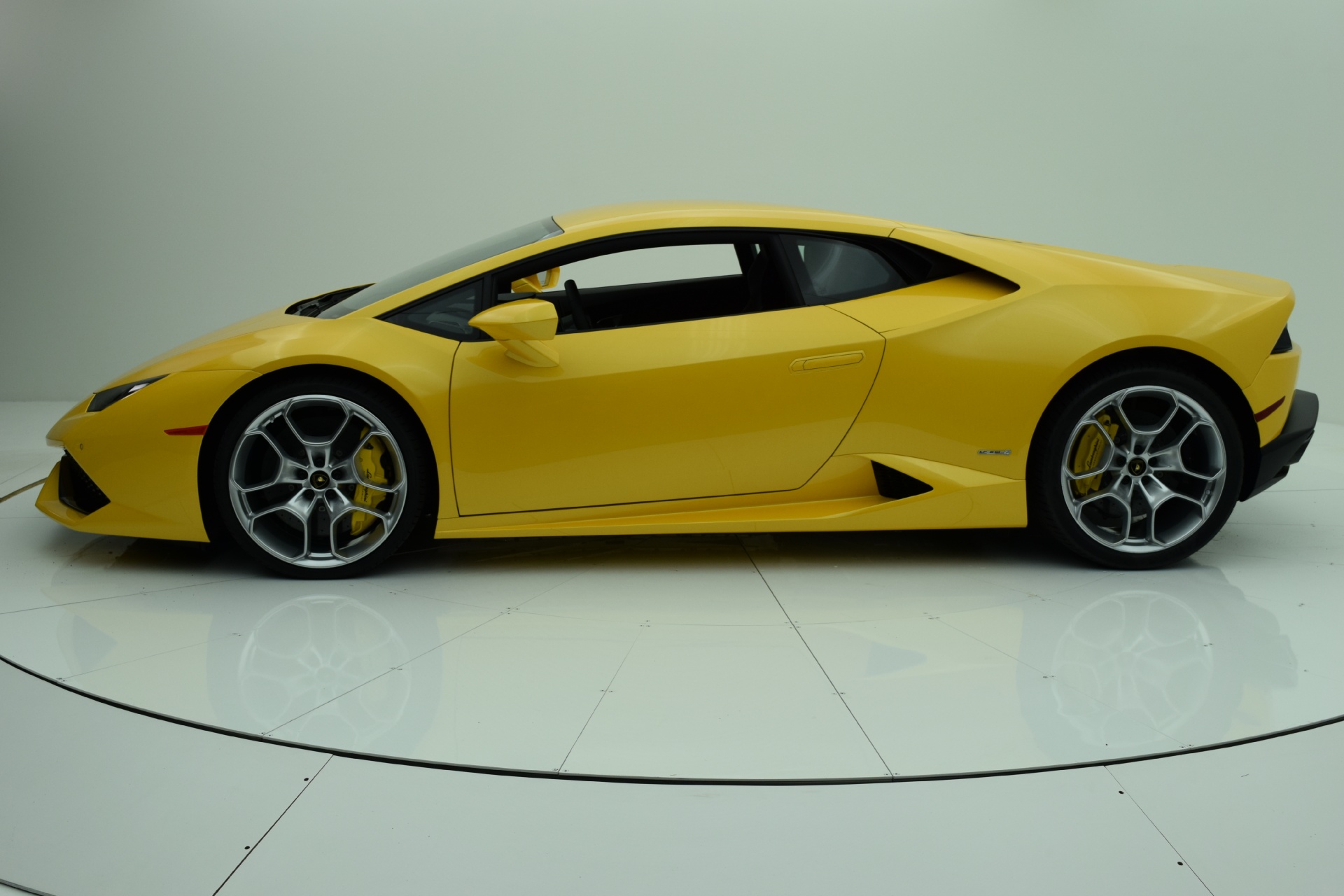 New 2016 Lamborghini LP640-4 Huracan for sale Sold at Bentley Palmyra N.J. in Palmyra NJ 08065 2