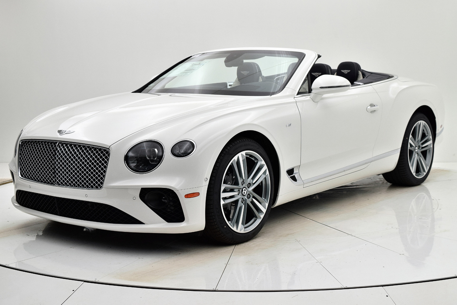 Bentley continental 2021