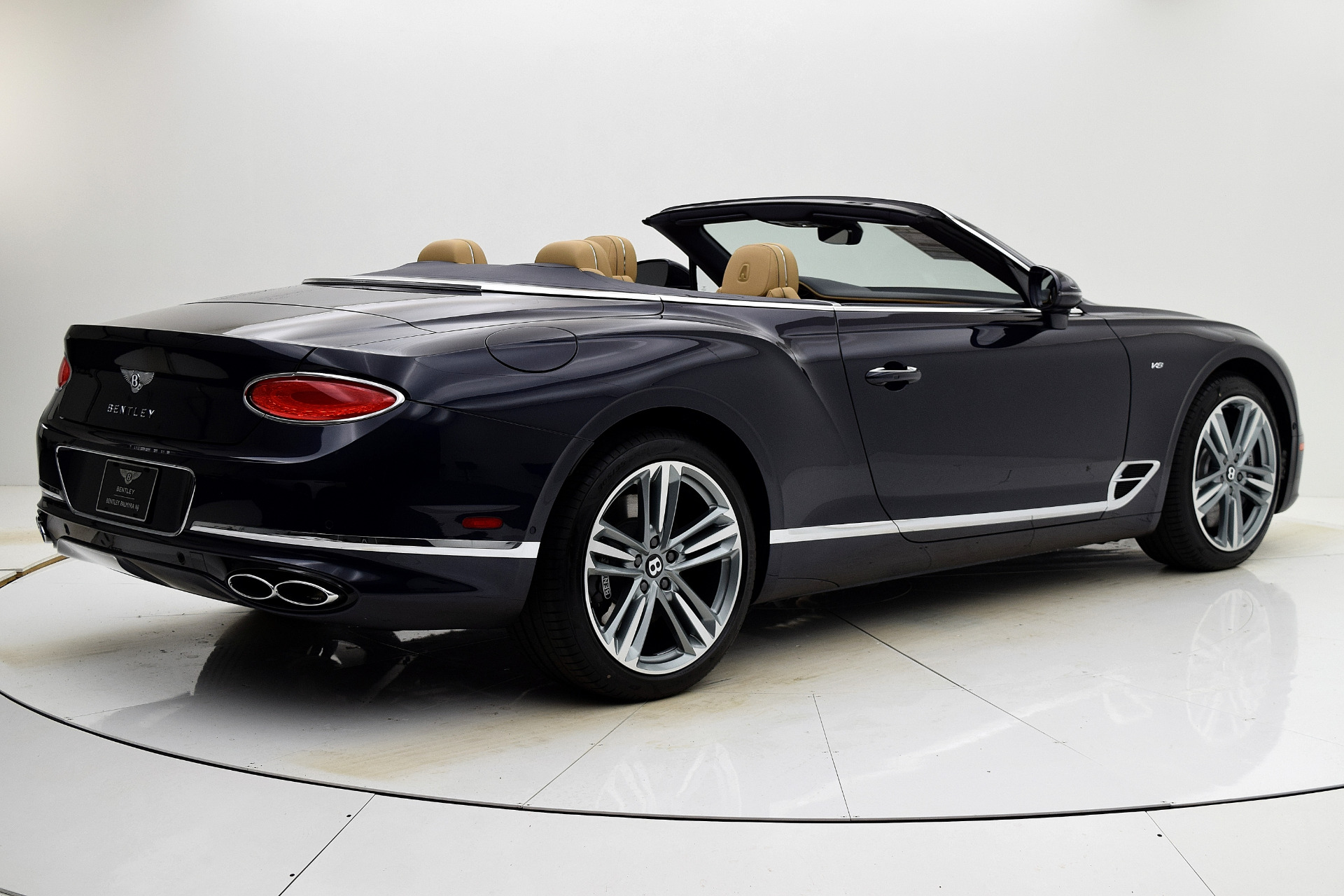 Used 2021 Bentley Continental GT V8 Convertible For Sale ($259,880 ...