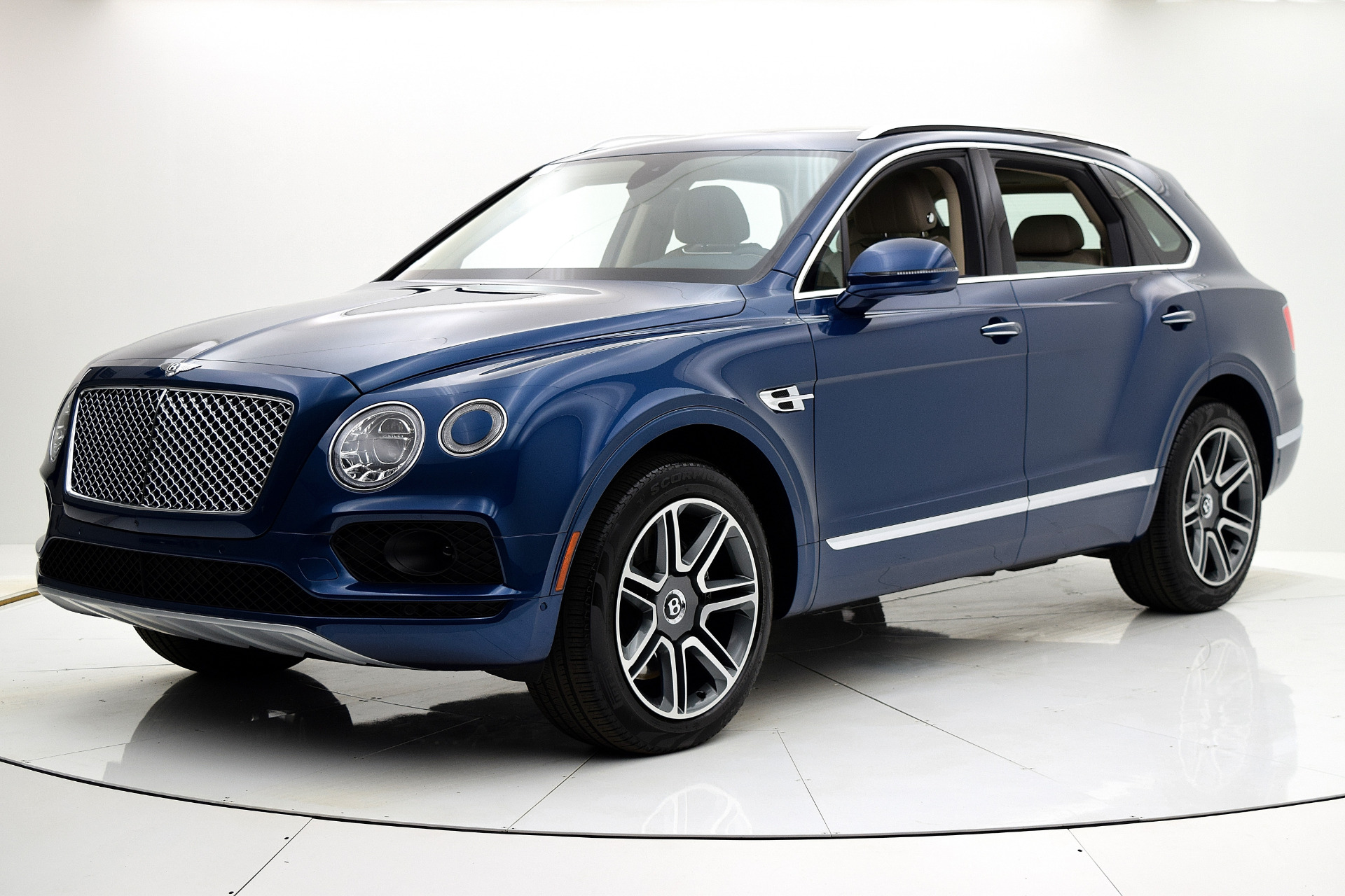 Used 2018 Bentley Bentayga Onyx Edition For Sale ($189,880) | Bentley ...